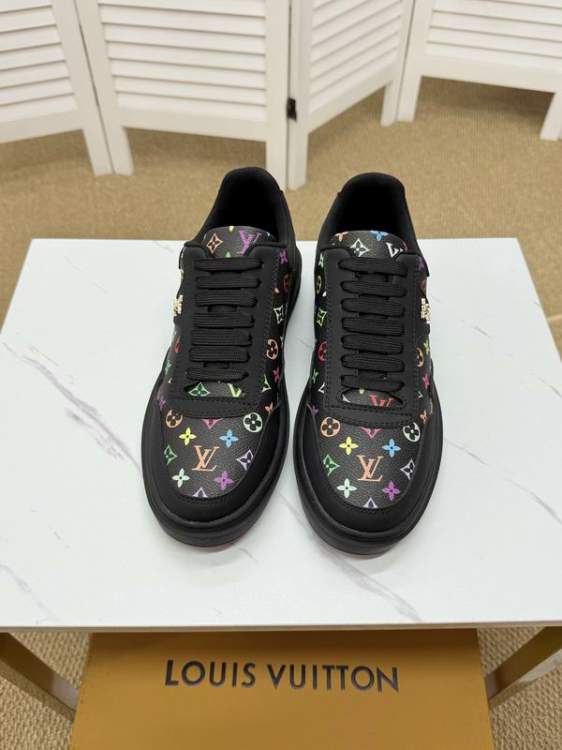 Picture of Louis Vuitton Shoes _SKULVsz38-45hnh054317373